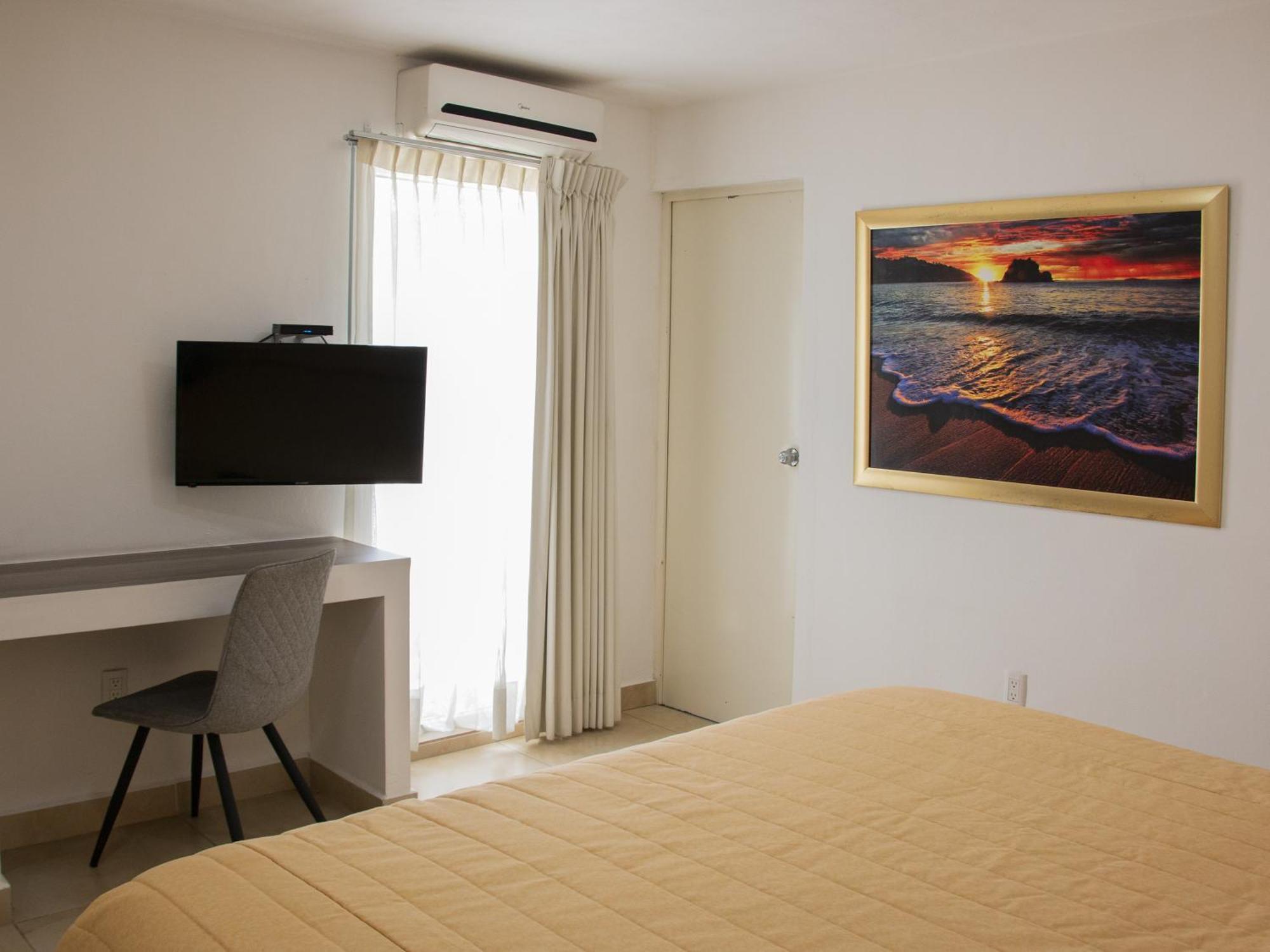 Hotel St. George Celaya  Exterior photo