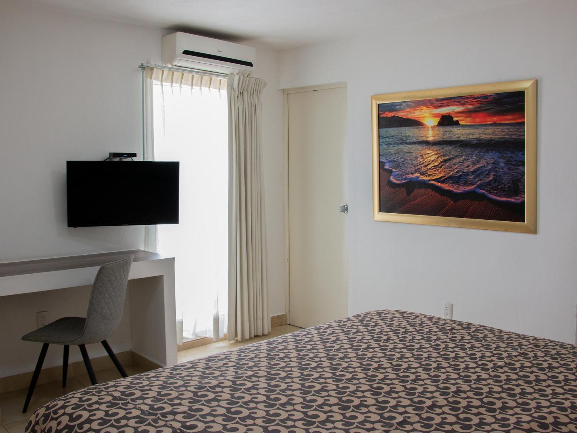 Hotel St. George Celaya  Exterior photo
