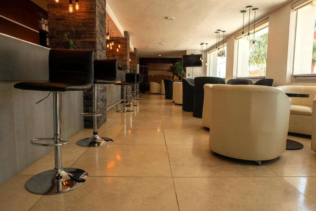 Hotel St. George Celaya  Exterior photo